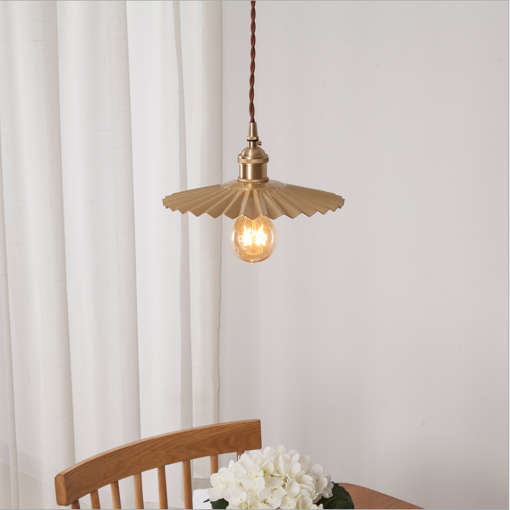Interior Design Japan - Japońska designerska lampa wisząca złota do
