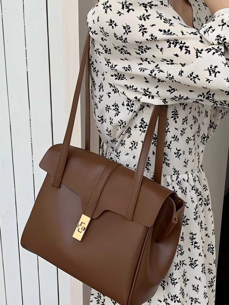 CGCBAG projektant mody luksuso – Interior Design Simple recenzja i cena